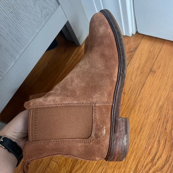Clarks Brown Ankle Boots - Picture 5 of 8